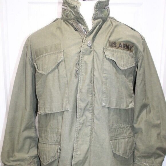Vintage Vietnam Era 1968 US Army M-65 Field Jacket OG-107 Sateen Size M Short